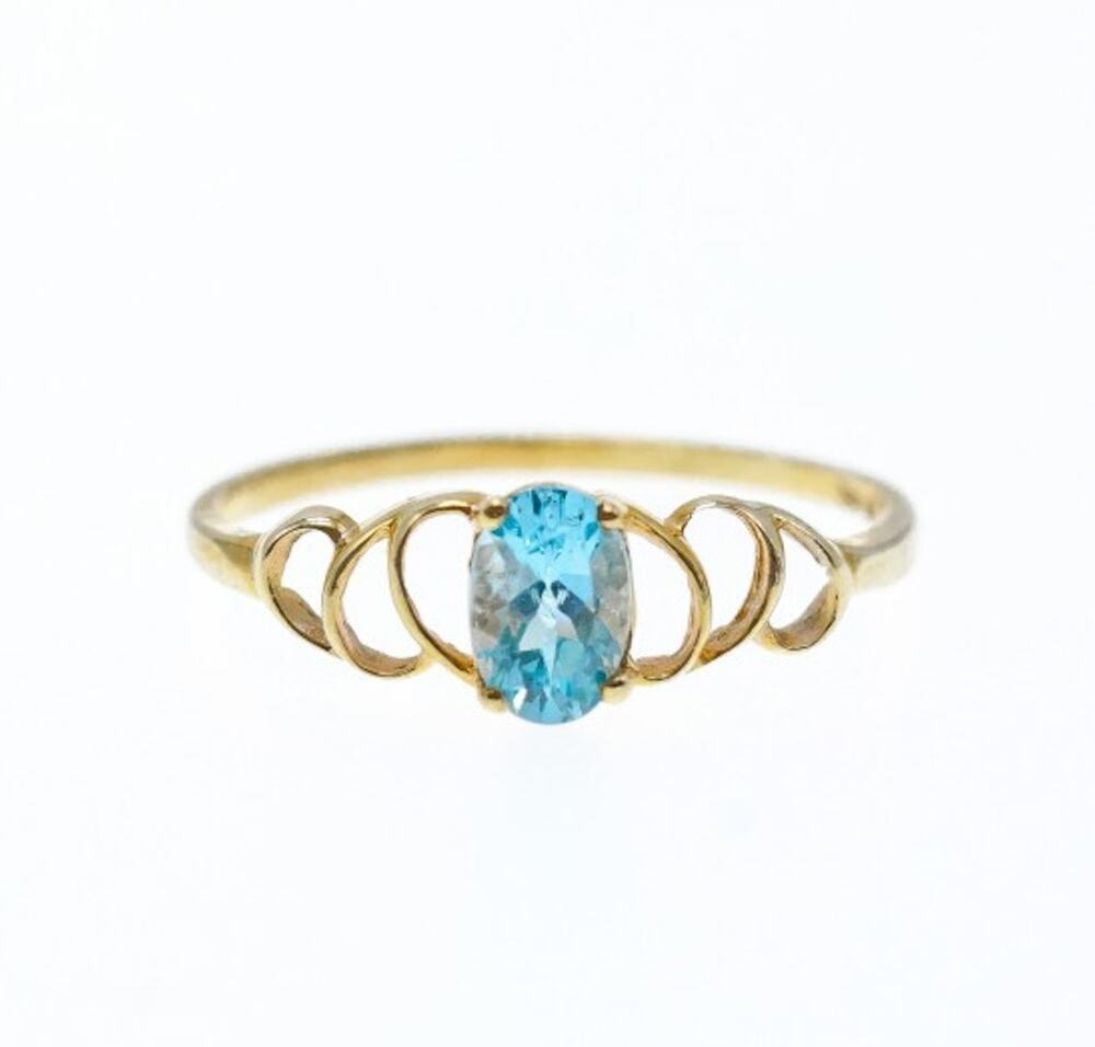 10K Yellow Gold Blue Spinel Ring Size 8